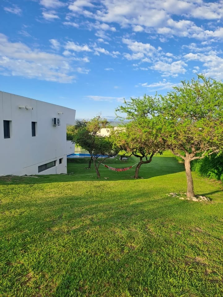 imgi_79_562386015_1487431595642772_455491496921786032_n